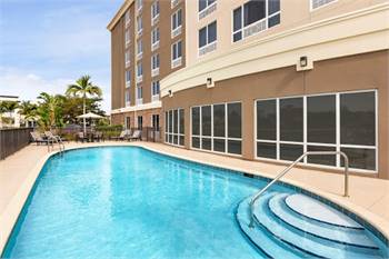 Holiday Inn Express & Suites Ft Myers East- The Forum  an IHG Hotel
